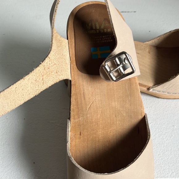 Clogs - Picture 3 of 4